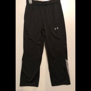 Boys youth medium under armour sweatpants